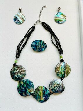 Vintage Iridescent Abalone Shell Jewelry Set - Necklace, Earrings & Brooch